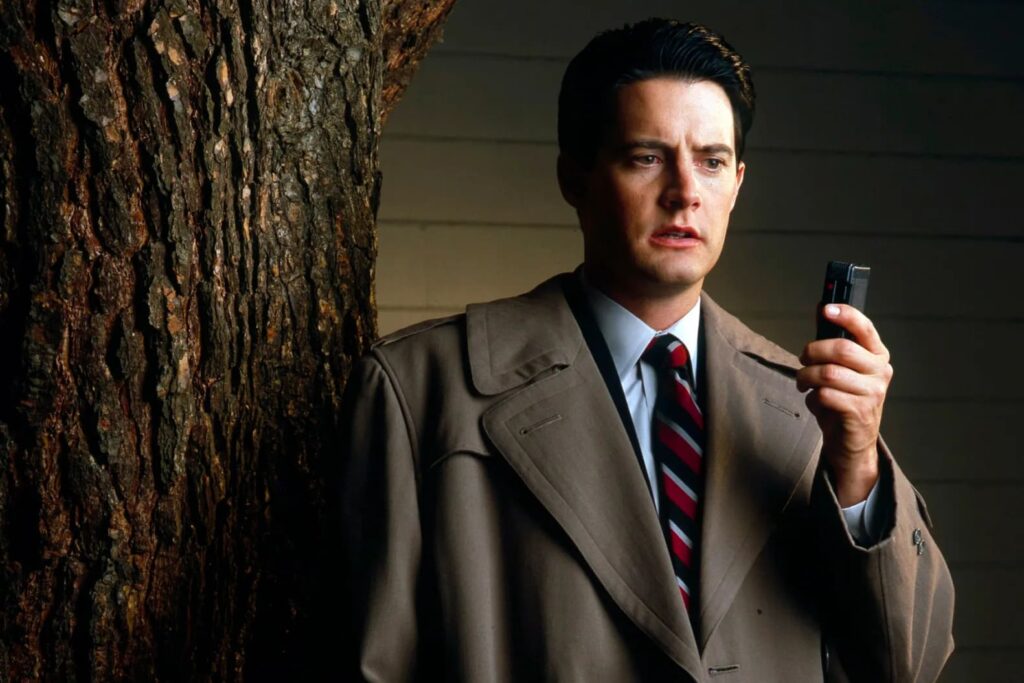 Kyle MacLachlan como el Agente Dale Cooper en 1990